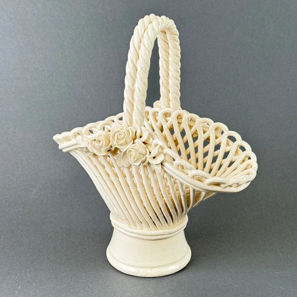 Ceramic Lattice‎ Basket Vintage Cream Floral Rose Twisted Handle 9.5in Excellent